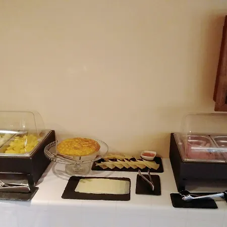 Hotell Cigarral De Caravantes 3*